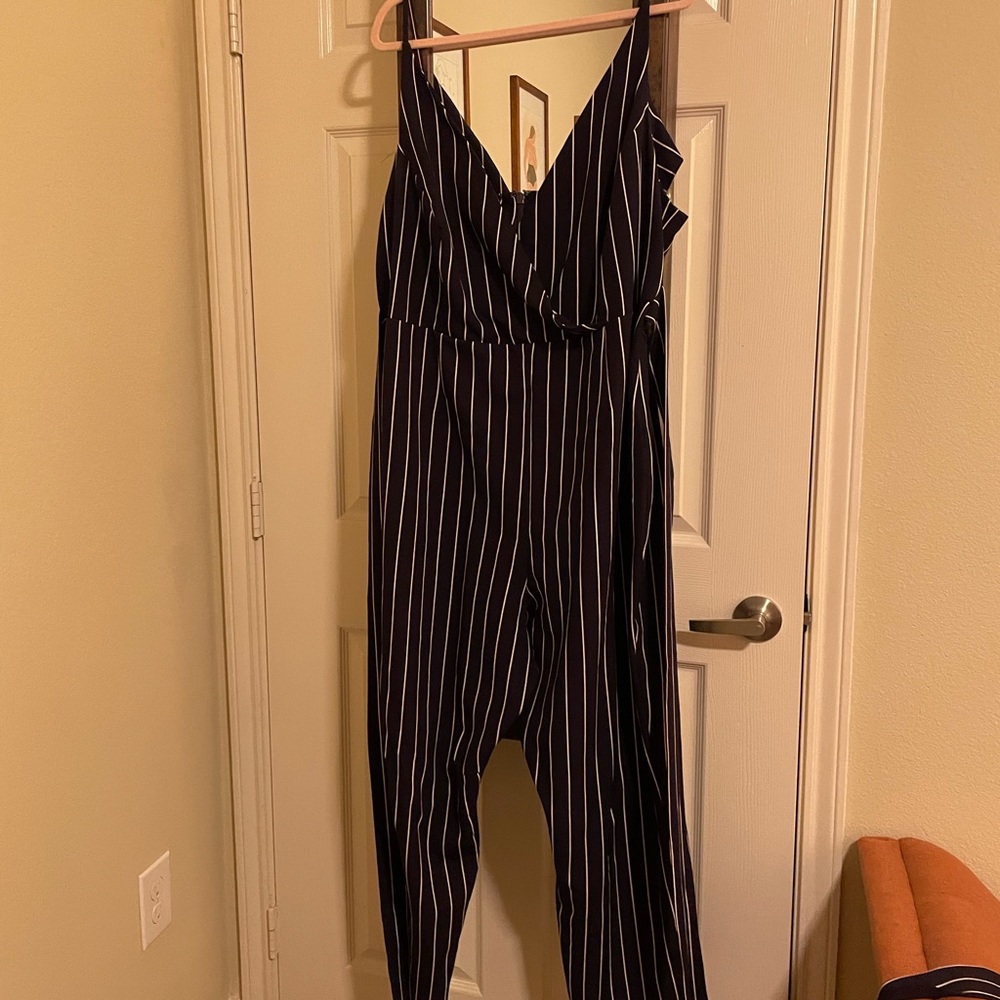 Asos Design Curve Wrap Jumpsuit With Self Belt In… - image 5